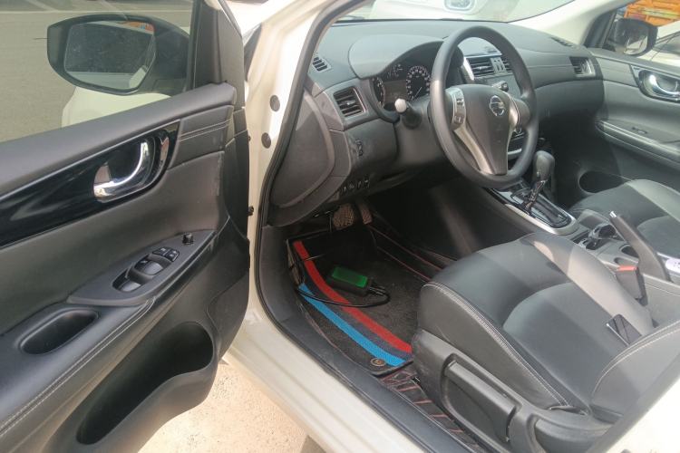 Used Nissan Tiida 2021 1.6L CVT Cool Edition Driver Seat