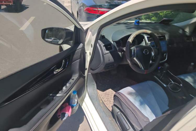 Used Nissan Tiida 2021 1.6L CVT Cool Edition Driver Seat