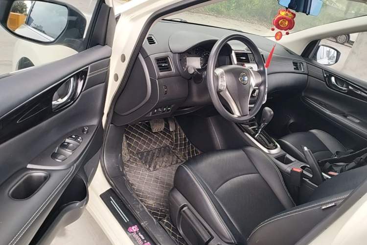 Used Nissan Tiida 2021 1.6L CVT Cool Edition Driver Seat