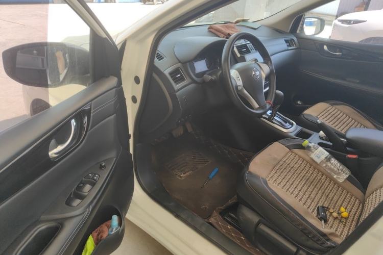Used Nissan Tiida 2021 1.6L CVT Cool Edition Driver Seat