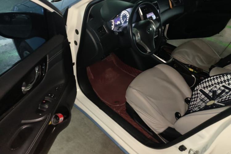 Used Nissan Tiida 2021 1.6L CVT Cool Edition Driver Seat