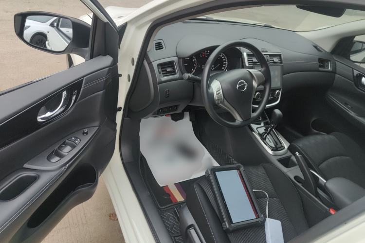 Used Nissan Tiida 2021 1.6L CVT Cool Edition Driver Seat