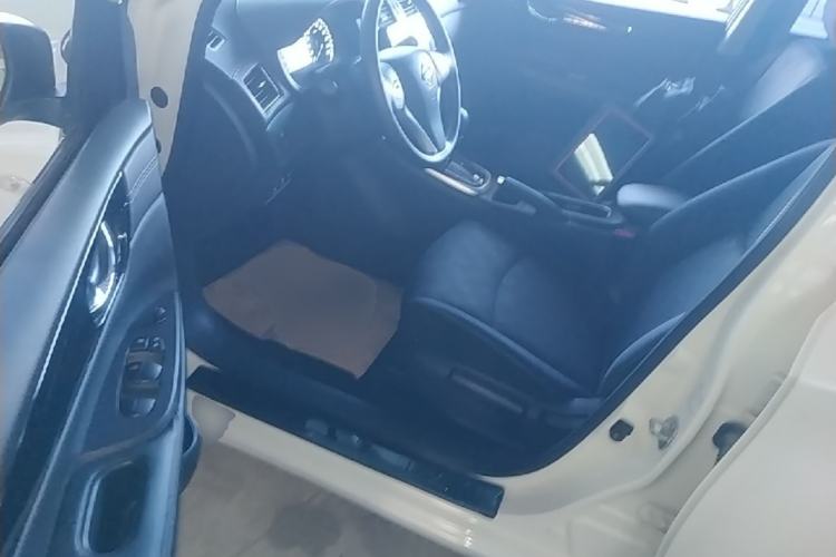 Used Nissan Tiida 2021 1.6L CVT Cool Edition Driver Seat