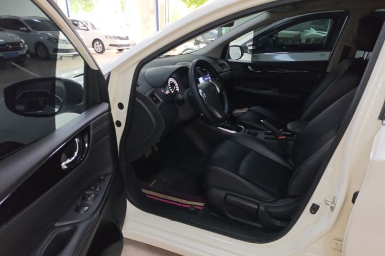 Used Nissan Tiida 2021 1.6L CVT Cool Edition Driver Seat