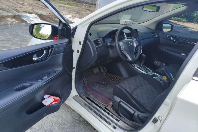 Used Nissan Tiida 2021 1.6L CVT Cool Edition Driver Seat