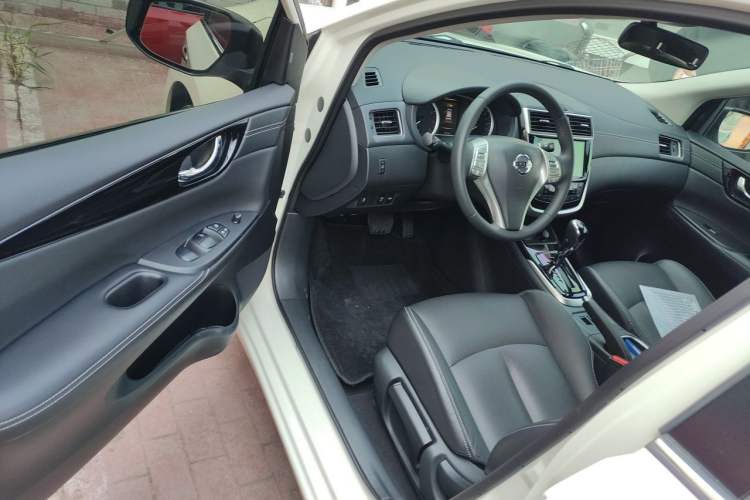Used Nissan Tiida 2021 1.6L CVT ZhiZun Edition Driver Seat
