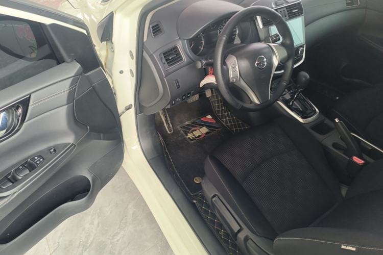 Used Nissan Tiida 2021 1.6L CVT Cool Edition Driver Seat