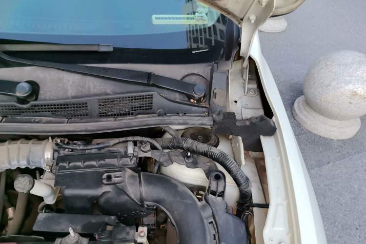 Used Nissan Tiida 2021 1.6L CVT Smart Drive Edition Engine Bay Left