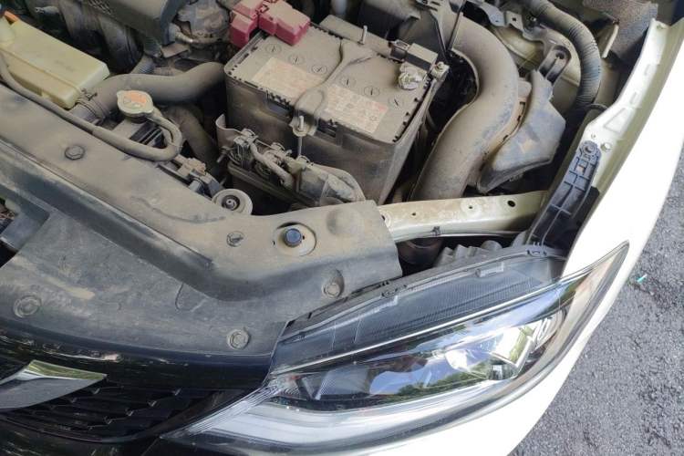 Used Nissan Tiida 2021 1.6L CVT Smart Drive Edition Engine Bay Left
