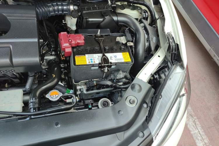 Used Nissan Tiida 2021 1.6L CVT ZhiZun Edition Engine Bay Left