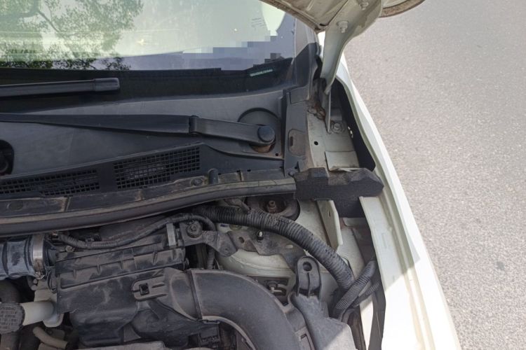 Used Nissan Tiida 2021 1.6L CVT Cool Edition Engine Bay Left