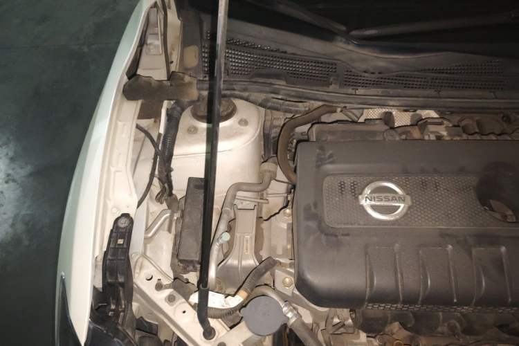 Used Nissan Tiida 2021 1.6L CVT Smart Drive Edition Engine Bay Right