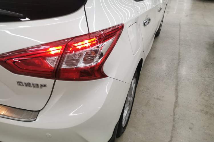 Used Nissan Tiida 2021 1.6L CVT Cool Edition Exterior 3