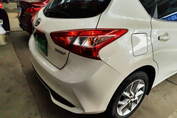 Used Nissan Tiida 2021 1.6L CVT Smart Drive Edition Exterior 3