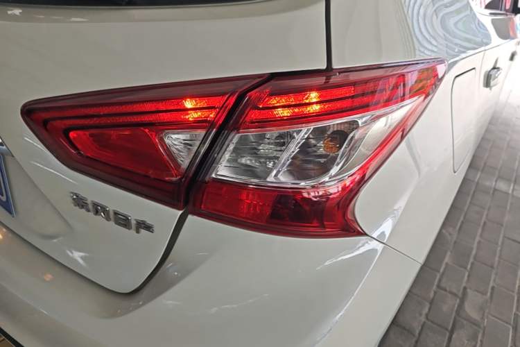 Used Nissan Tiida 2021 1.6L CVT Smart Drive Edition Exterior 3