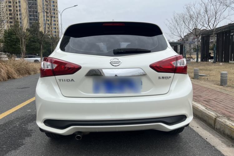 Used Nissan Tiida 2021 1.6L CVT Smart Drive Edition Exterior 8