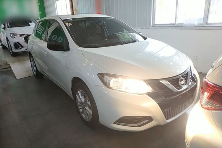 Used Nissan Tiida 2021 1.6L CVT Cool Edition Front Right 45 Deg