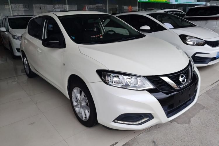 Used Nissan Tiida 2021 1.6L CVT Cool Edition Front Right 45 Deg