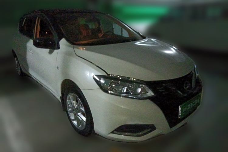 Used Nissan Tiida 2021 1.6L CVT Cool Edition Front Right 45 Deg