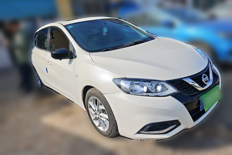 Used Nissan Tiida 2021 1.6L CVT Cool Edition Front Right 45 Deg