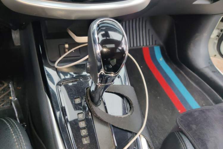 Used Nissan Tiida 2021 1.6L CVT Smart Drive Edition Gear Lever
