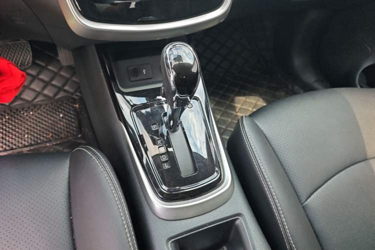 Used Nissan Tiida 2021 1.6L CVT Smart Drive Edition Gear Lever