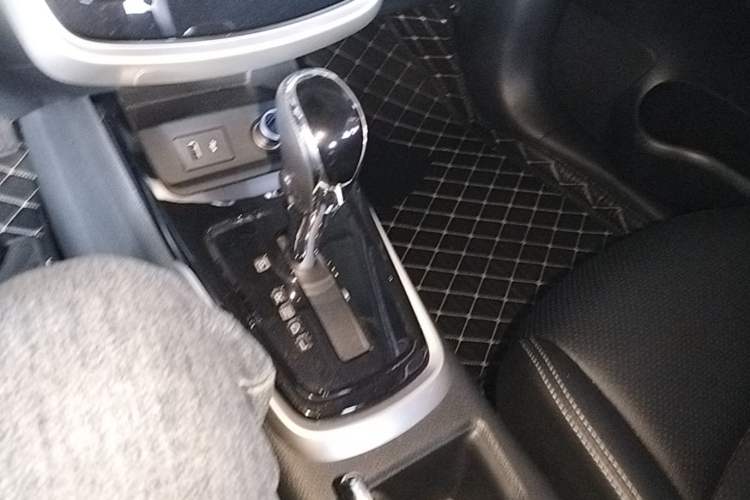 Used Nissan Tiida 2021 1.6L CVT Smart Drive Edition Gear Lever