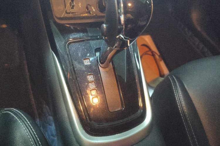 Used Nissan Tiida 2021 1.6L CVT Smart Drive Edition Gear Lever