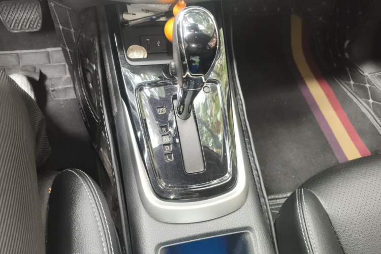 Used Nissan Tiida 2021 1.6L CVT Smart Drive Edition Gear Lever