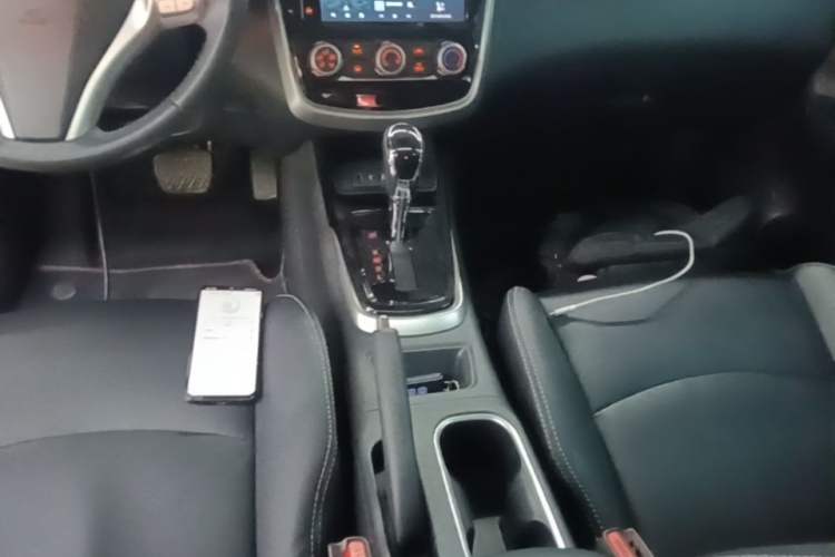 Used Nissan Tiida 2021 1.6L CVT Smart Drive Edition Gear Lever