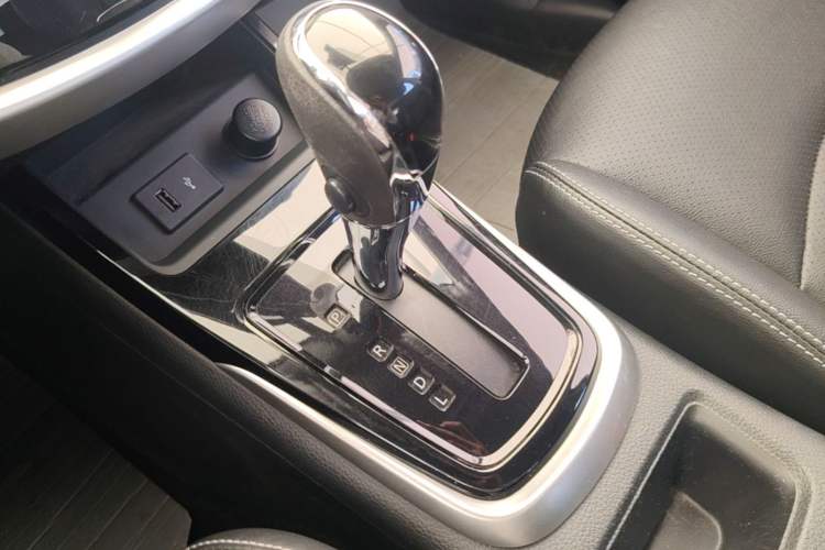 Used Nissan Tiida 2021 1.6L CVT Smart Drive Edition Gear Lever