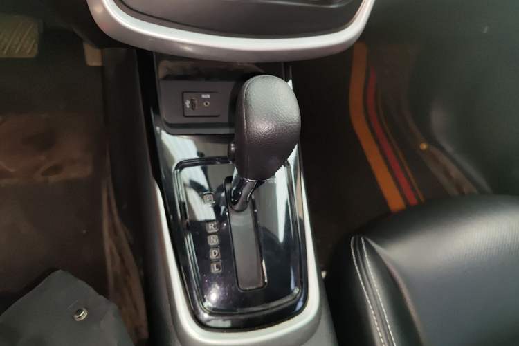 Used Nissan Tiida 2021 1.6L CVT Smart Drive Edition Gear Lever
