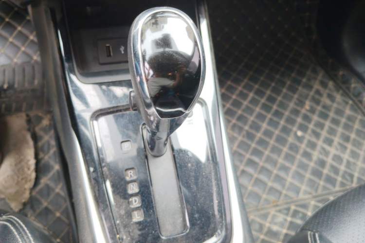 Used Nissan Tiida 2021 1.6L CVT Smart Drive Edition Gear Lever