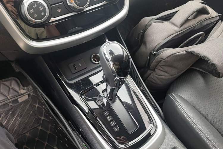 Used Nissan Tiida 2021 1.6L CVT Smart Drive Edition Gear Lever