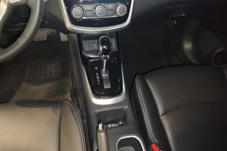 Used Nissan Tiida 2021 1.6L CVT Smart Drive Edition Gear Lever