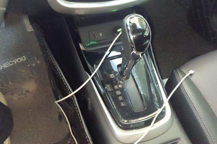 Used Nissan Tiida 2021 1.6L CVT Smart Drive Edition Gear Lever