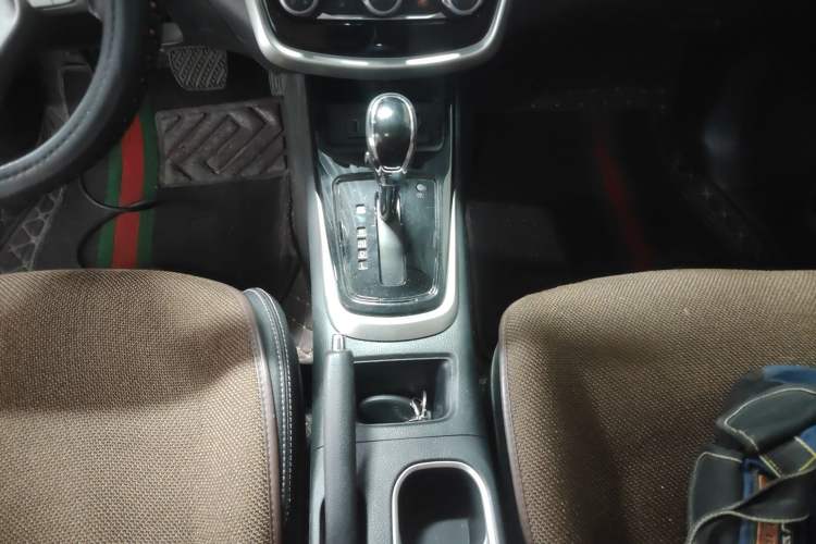 Used Nissan Tiida 2021 1.6L CVT Smart Drive Edition Gear Lever