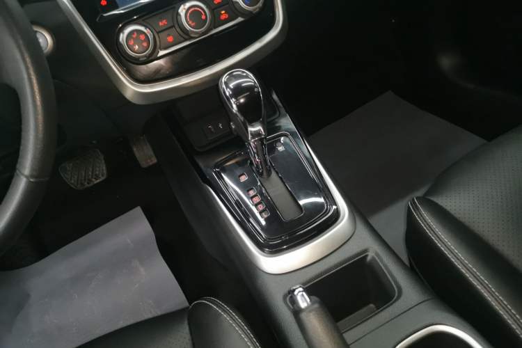 Used Nissan Tiida 2021 1.6L CVT Smart Drive Edition Gear Lever