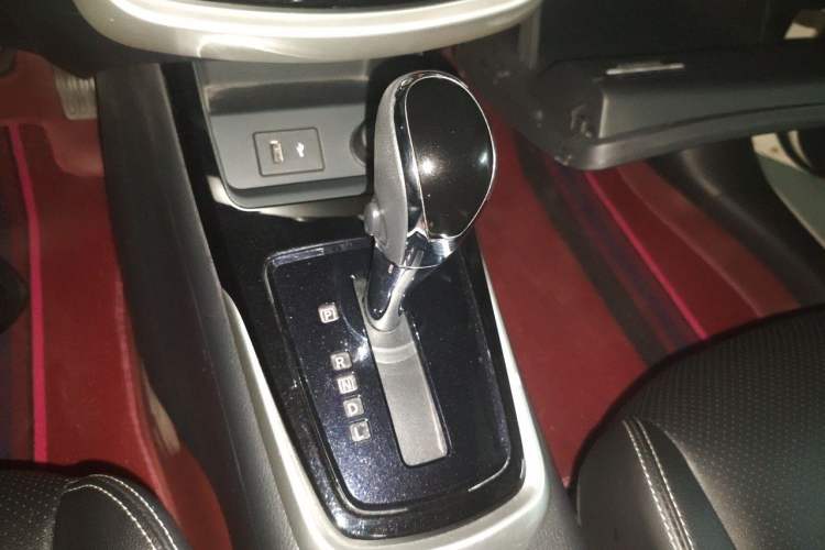 Used Nissan Tiida 2021 1.6L CVT Smart Drive Edition Gear Lever