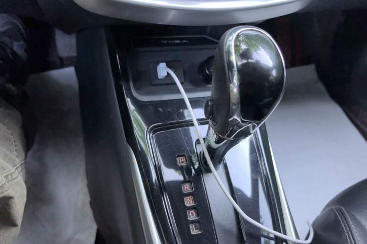Used Nissan Tiida 2021 1.6L CVT Smart Drive Edition Gear Lever