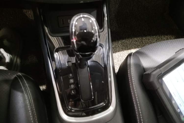 Used Nissan Tiida 2021 1.6L CVT Smart Drive Edition Gear Lever