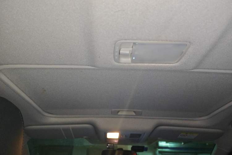 Used Nissan Tiida 2021 1.6L CVT Cool Edition Headliner