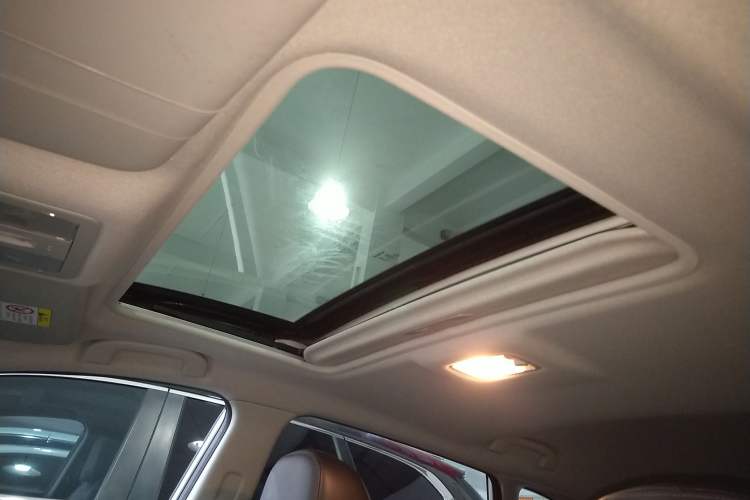 Used Nissan Tiida 2021 1.6L CVT Smart Drive Edition Headliner