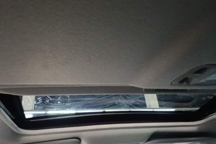 Used Nissan Tiida 2021 1.6L CVT Smart Drive Edition Headliner