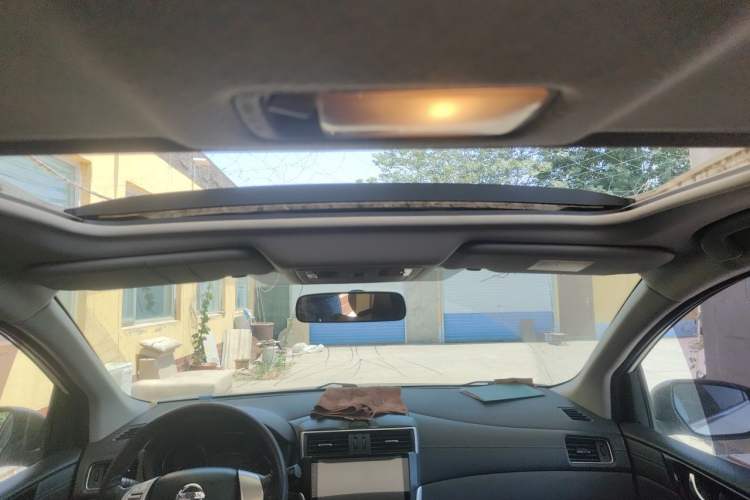 Used Nissan Tiida 2021 1.6L CVT Cool Edition Headliner