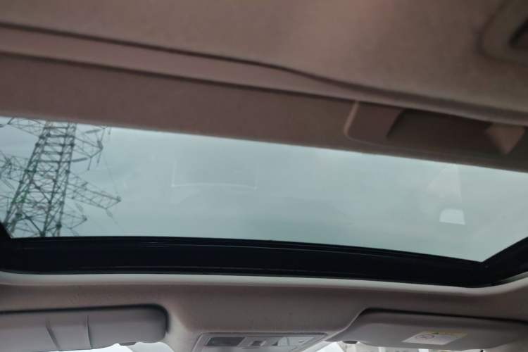 Used Nissan Tiida 2021 1.6L CVT Cool Edition Headliner