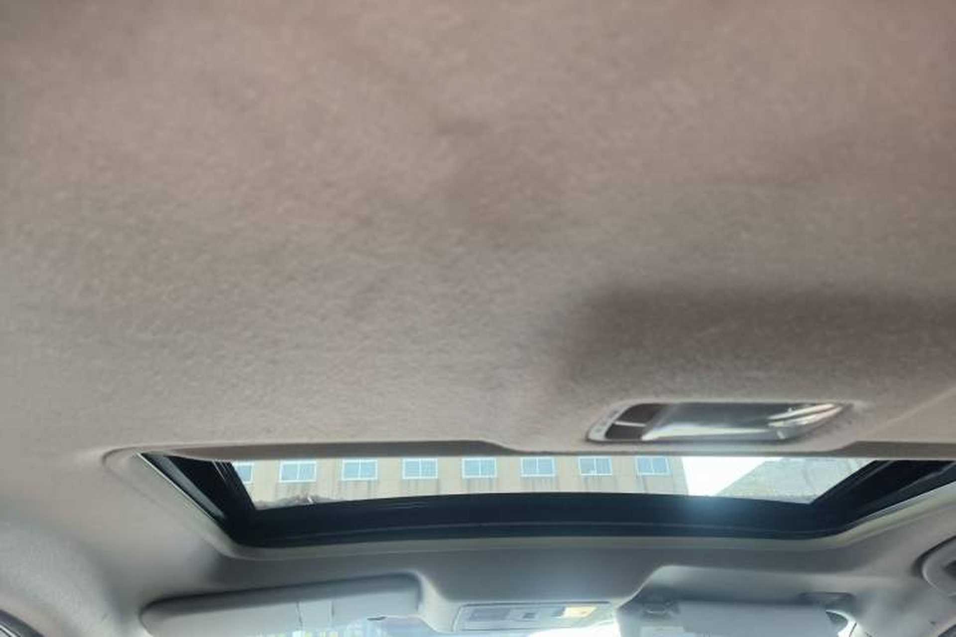 Used Nissan Tiida 2021 1.6L CVT Cool Edition Headliner