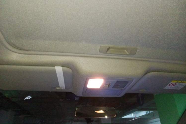 Used Nissan Tiida 2021 1.6L CVT Cool Edition Headliner