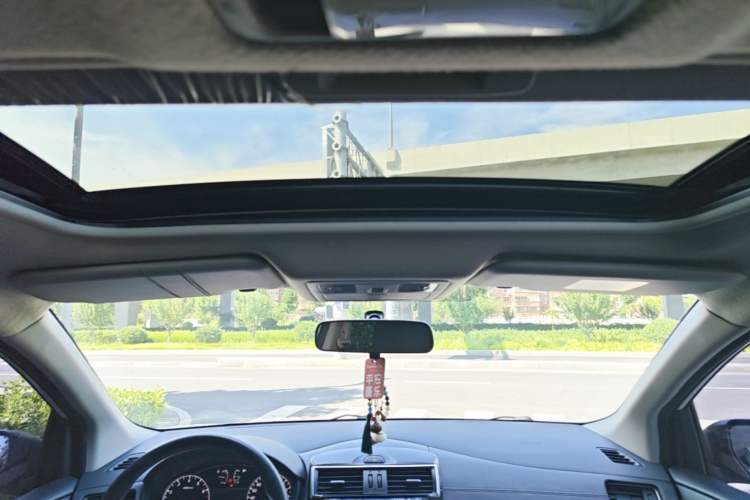 Used Nissan Tiida 2021 1.6L CVT Cool Edition Headliner