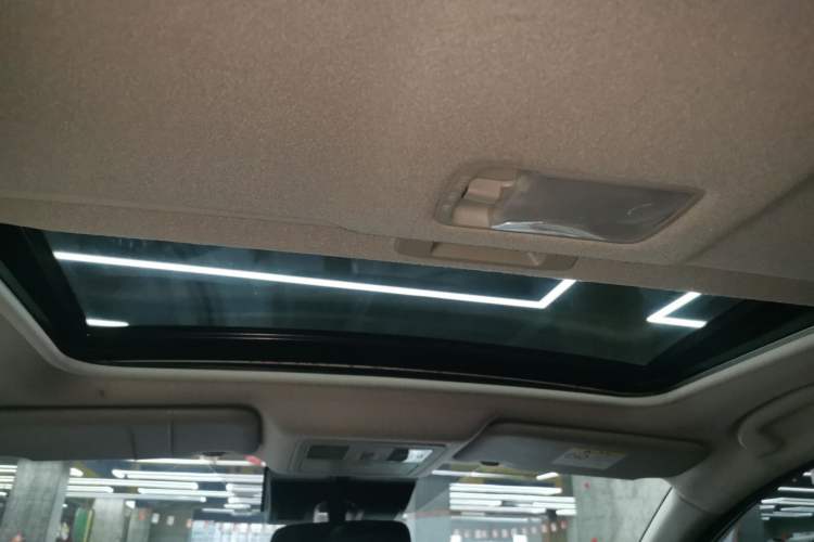 Used Nissan Tiida 2021 1.6L CVT Smart Drive Edition Headliner